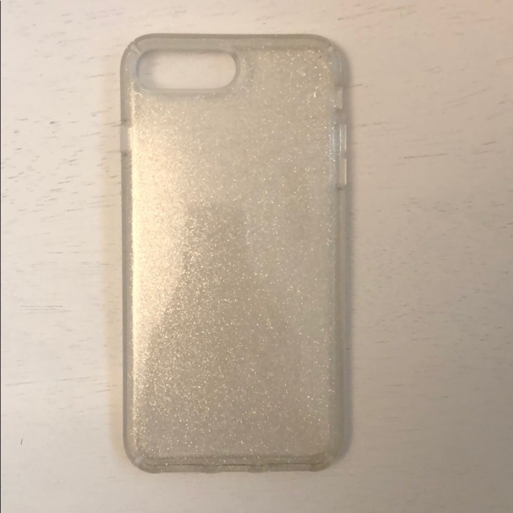 iPhone 7 Plus sparkly/clear case
